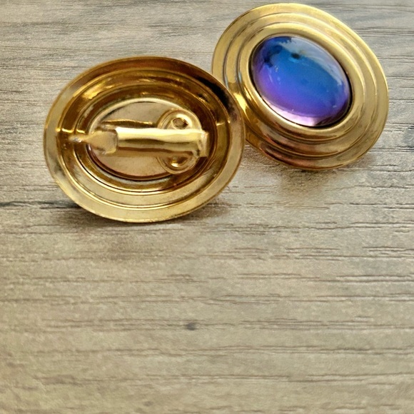 Vintage Gold Purple/Blue Clip On Earrings - Picture 4 of 6